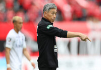高木監督は今季途中より指揮を執り、チームをJ1昇格に導きました