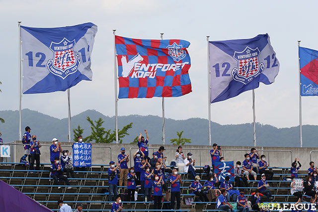 甲府は、明治大に所属するFW前澤 拓城の2026/27シーズン加入が内定したことを発表しました