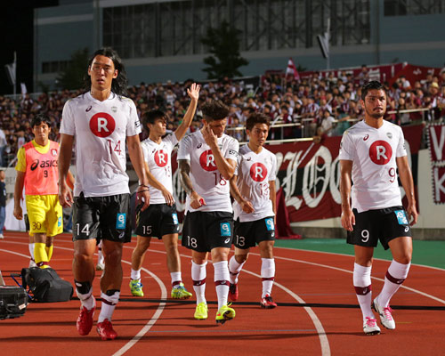 [ [ ヤマザキナビスコカップ：準々決勝 Ｇ大阪 vs 神戸 ] ] | J's GOAL | フォトニュース