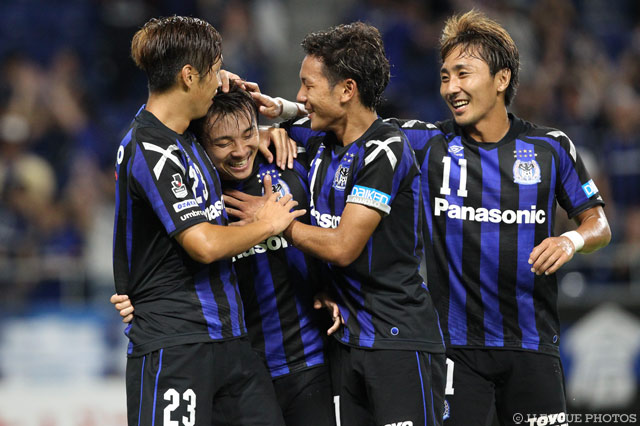 広島相手に6得点を挙げたＧ大阪がホームで4強進出を決めた。