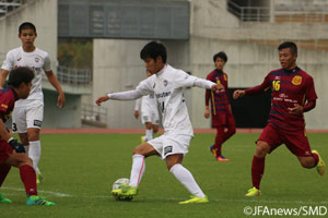 「展開としては、スコアは動くまで相手はしっかりやってくるだろうなと思っていたので、先制できたのは大きかった」と試合を振り返った野田監督(神戸U-18)