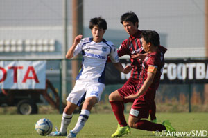 G大阪は先制点を許すも、後半終了間際に同点弾を決め引き分けに持ち込んだ