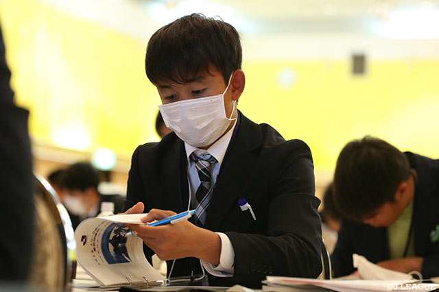 様々な講義やグループワークを通じ、試合同様の真剣な姿勢が伺えた