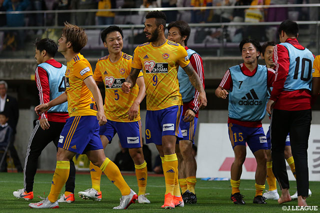 ホームでの逆転を狙う仙台は、リーグ戦では3連勝と調子を上げているだけに、その勢いをこの試合にも持ち込みたいところだ