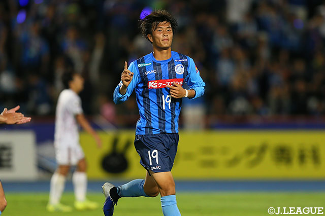 2連勝で3位に浮上した水戸は、新加入の小川 航基がさっそく結果を出しており、この若きストライカーがさらなる浮上のキーマンとなりそうだ