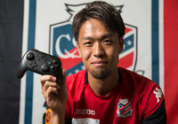 オンラインゲームにハマったJリーグ選手。「サッカーとeスポーツの両方で札幌の選手として出場できるかも?」【ピッチで見せない別の顔:駒井 善成編】