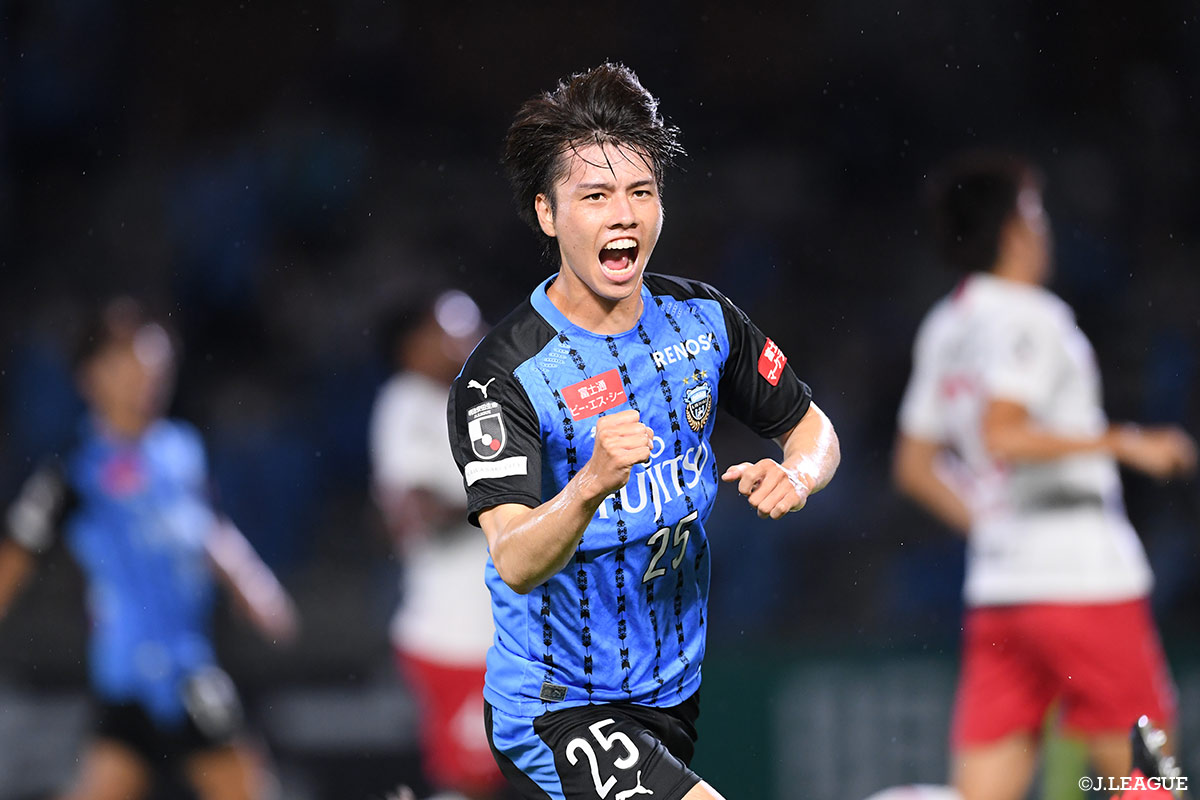 Table Leaders Kawasaki Frontale Obliterate Sanfrecce Hiroshima Cerezo Osaka Comeback Means A Fifth Consecutive Victory J League Jp