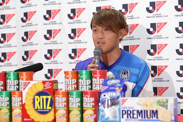 2014年にニューヒーロー賞を獲得し、記者会見でコメント。