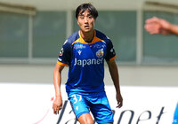 瀬畠は昨季長崎に加入し、今季の明治安田Ｊ２リーグで5試合・0得点の成績でした