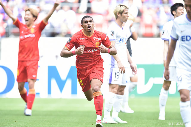 前節、圧巻の2ゴールで勝利の立役者となったマテウス カストロ(名古屋)が重要な役割を担うだろう