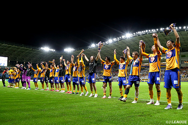 “みちのくダービー”は仙台に軍配!勝利した千葉は水戸・長崎との勝点差を「1」に縮める【サマリー:明治安田J2 第30節】