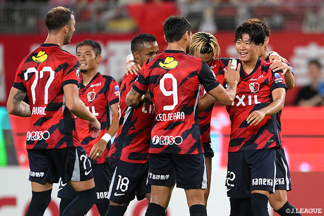 4連勝を達成した鹿島が首位に立つ。3連覇を狙う神戸が4ポイント差で追走【マンスリーレポート(9月):明治安田J1】