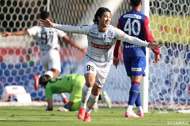 水戸が2連勝で首位をキープ!敗れた2位長崎との勝点差を4に広げる【サマリー:明治安田J2 第35節】