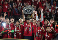 終盤に勝負強さを示した鹿島が9年ぶりに王座奪還。横浜FMは苦しみながらも残留を決める【マンスリーレポート(11・12月):明治安田J1】