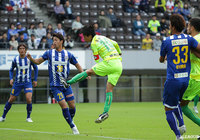 指宿 洋史の折り返しを町田 也真人が押し込み、千葉が開始早々に先制点を奪取【明治安田J2 第37節 千葉vs山形】