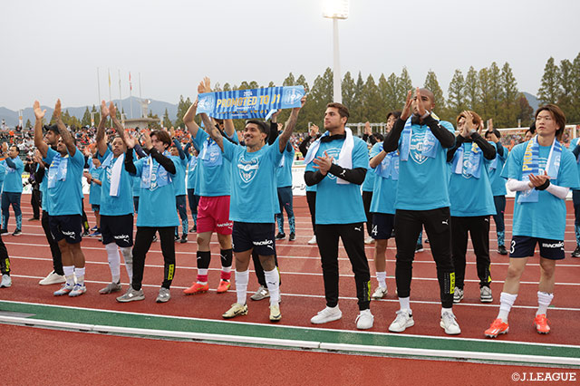 【明治安田Ｊ２ 第38節 山口vs横浜FC】