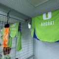 [ J2：第39節 湘南 vs 群馬 ]　試合前のロッカールームにはキャプテン永木亮太のユニホームとキ...